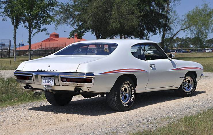 1970 Pontiac Tempest GT-37 rear right